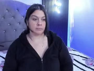 Martina_foxy_  live sex cam