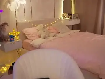 Mila_rosalie  live sex cam