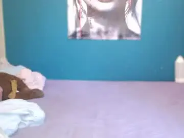 Nadinnnea  live sex cam