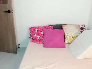 Nia_brown_  live sex cam