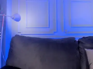 Rossirivers  live sex cam