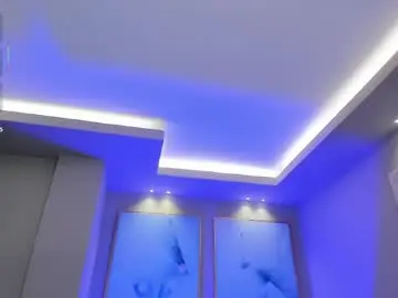 Rossirivers  live sex cam