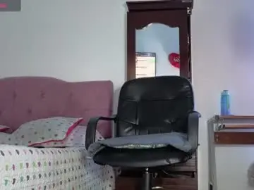 Sexy_natasha5  live sex cam