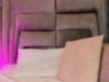 Sophiee_smith  live sex cam