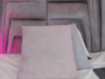 Sophiee_smith  live sex cam