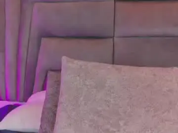 Sophiee_smith  live sex cam