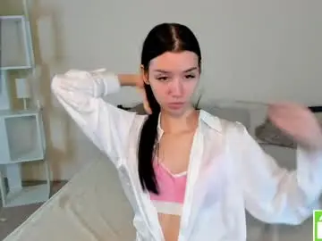 Amelia_skyy  live sex cam