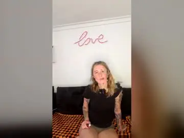 Bartenderbarbie1  live sex cam