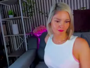 Betty_brock  live sex cam