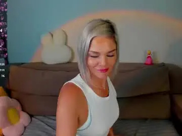 Betty_brock  live sex cam