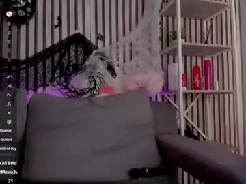 Betty_brock  live sex cam