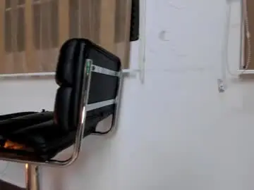 Cloeroselll  live sex cam