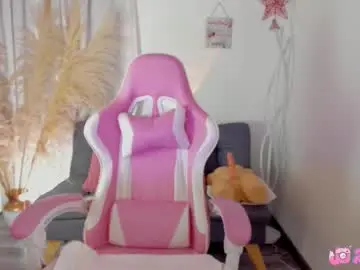 Cuteezoe  live sex cam