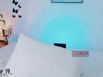 Cuteezoe  live sex cam
