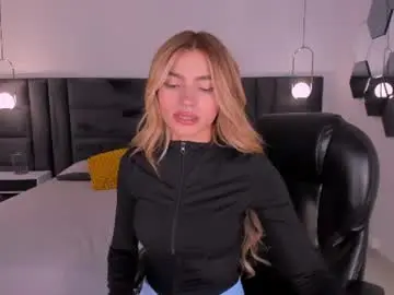 Lexiewayne  live sex cam