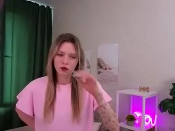 Sallymiddough  live sex cam