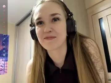 Sharitaklemme  live sex cam