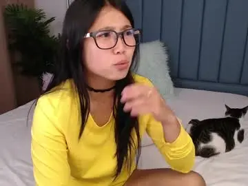 Skytime96  live sex cam