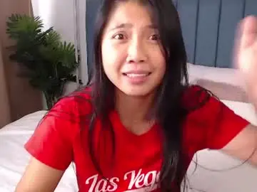 Skytime96  live sex cam