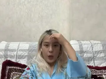 Yuonnekehoe  live sex cam