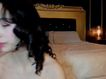 Aitanajohns  live sex cam