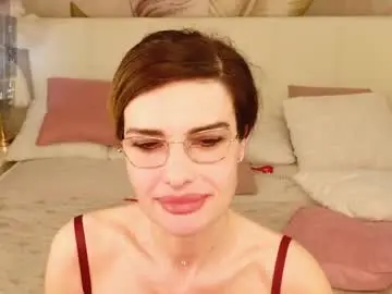 Divine_mila  live sex cam