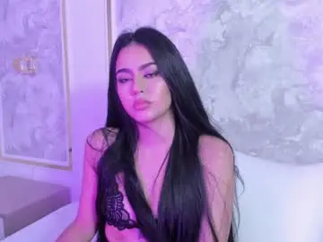 Elara_bloom_  live sex cam