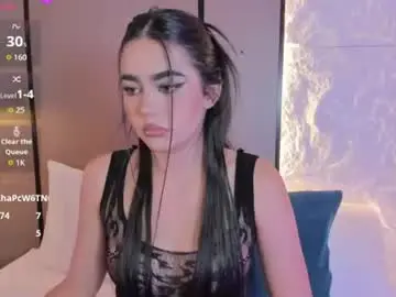 Elara_bloom_  live sex cam