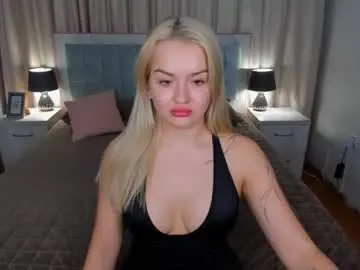 Evarider  live sex cam