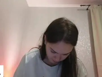 Evi_woow  live sex cam