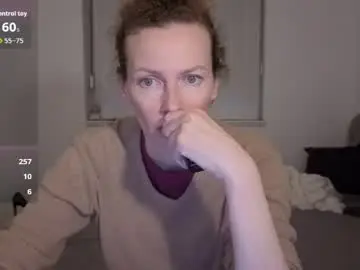 Gingermak  live sex cam