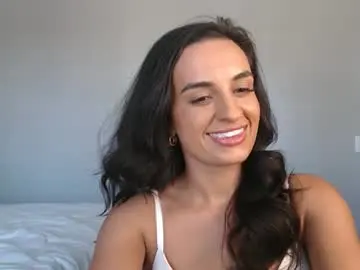 Itslauraxo  live sex cam