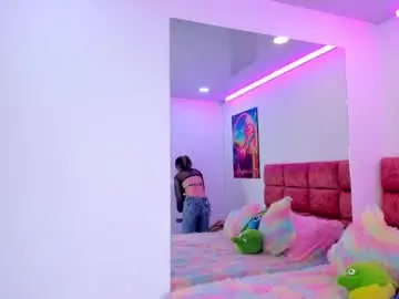 Kitty_ford  live sex cam