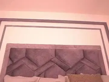 Miakay1  live sex cam