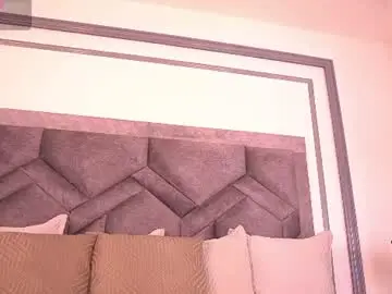 Miakay1  live sex cam
