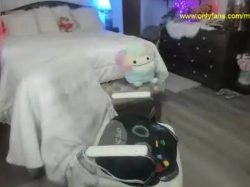 Miss_trixie  live sex cam