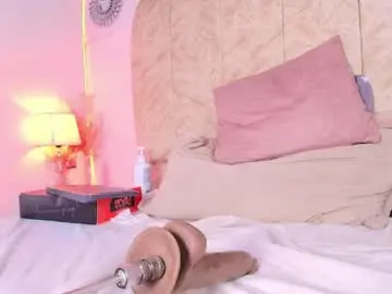 Naia_x  live sex cam