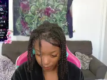 Phatjuicypeach  live sex cam