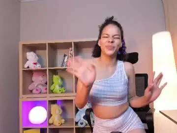 Roxie_cooper  live sex cam