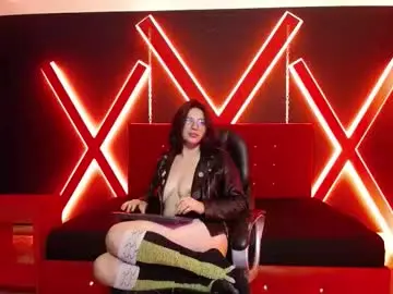 Black_moon06  live sex cam