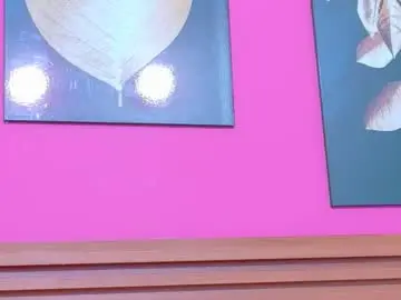 Cutepetitee  live sex cam