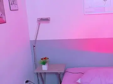 Cutepetitee  live sex cam