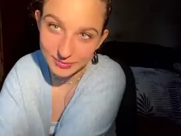 Estelaroda  live sex cam