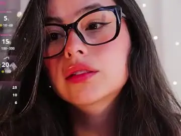 Hearmymoans_18  live sex cam