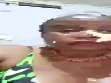 Hornyjoygiver  live sex cam