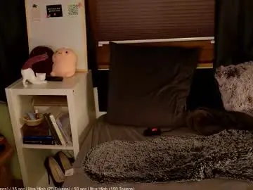 Hot_beautiful_milf  live sex cam