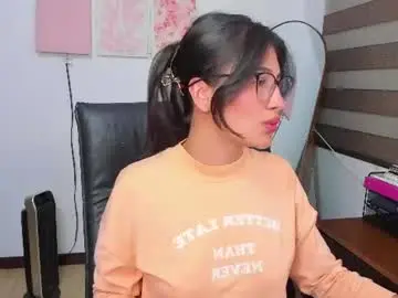 Im_miia  live sex cam