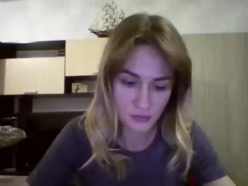 Maybellebombich  live sex cam