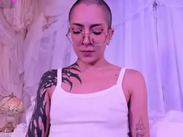 Nanaxnana  live sex cam