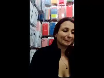 Roussehills  live sex cam